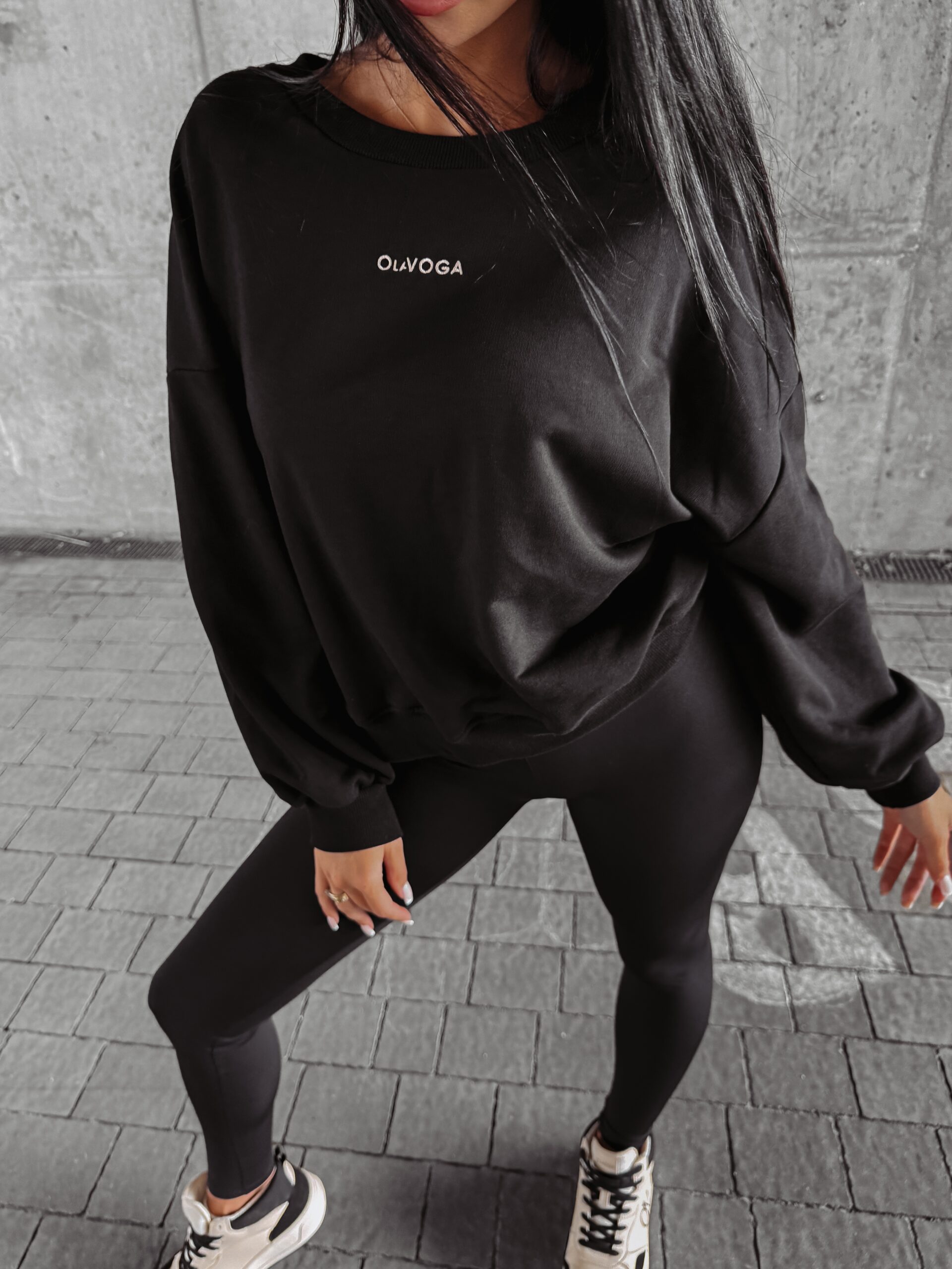 Bluza oversize DIORA OLAVOGA czarna