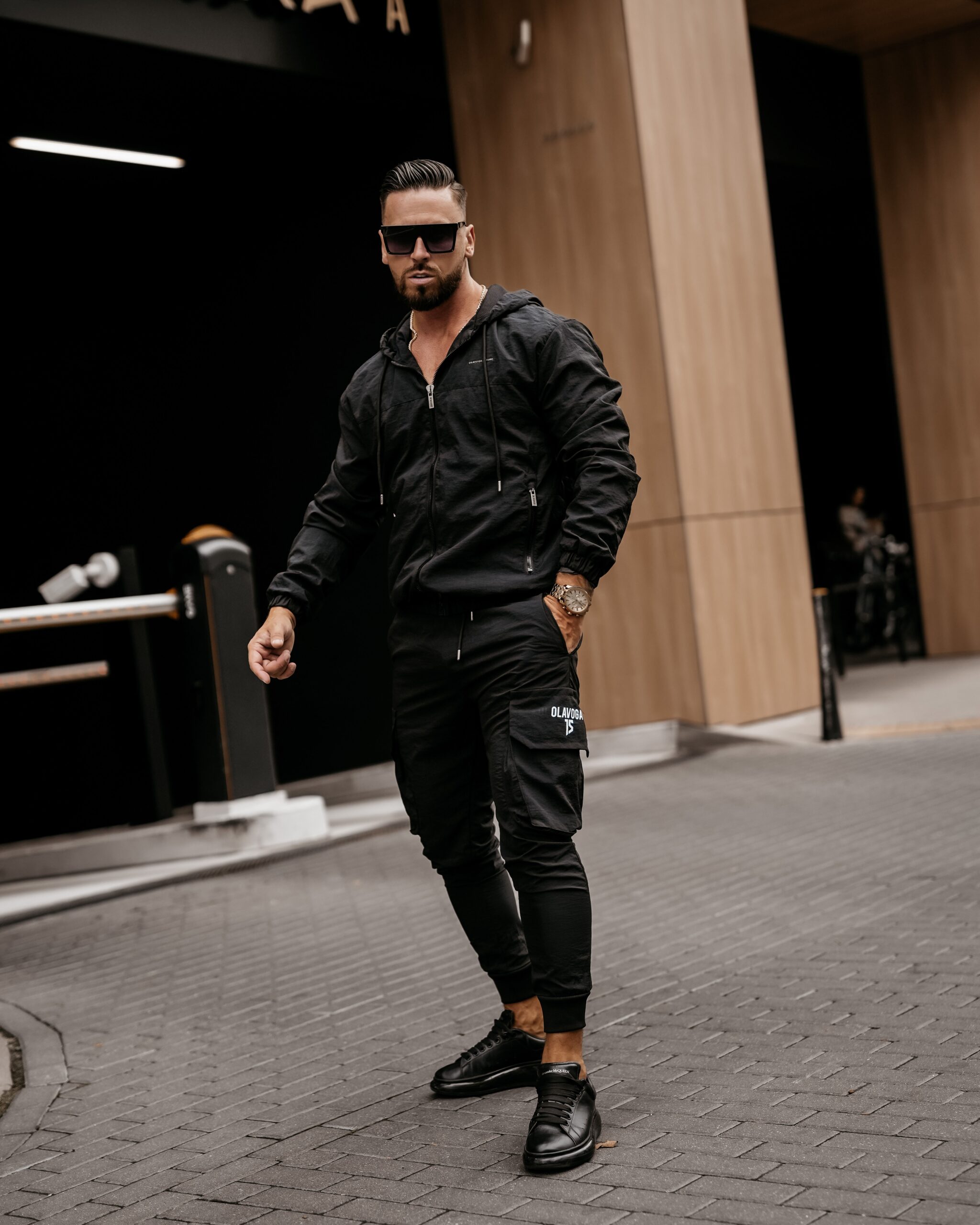 Kurtka męska przejściowa sportowa CRISP OLAVOGA czarna