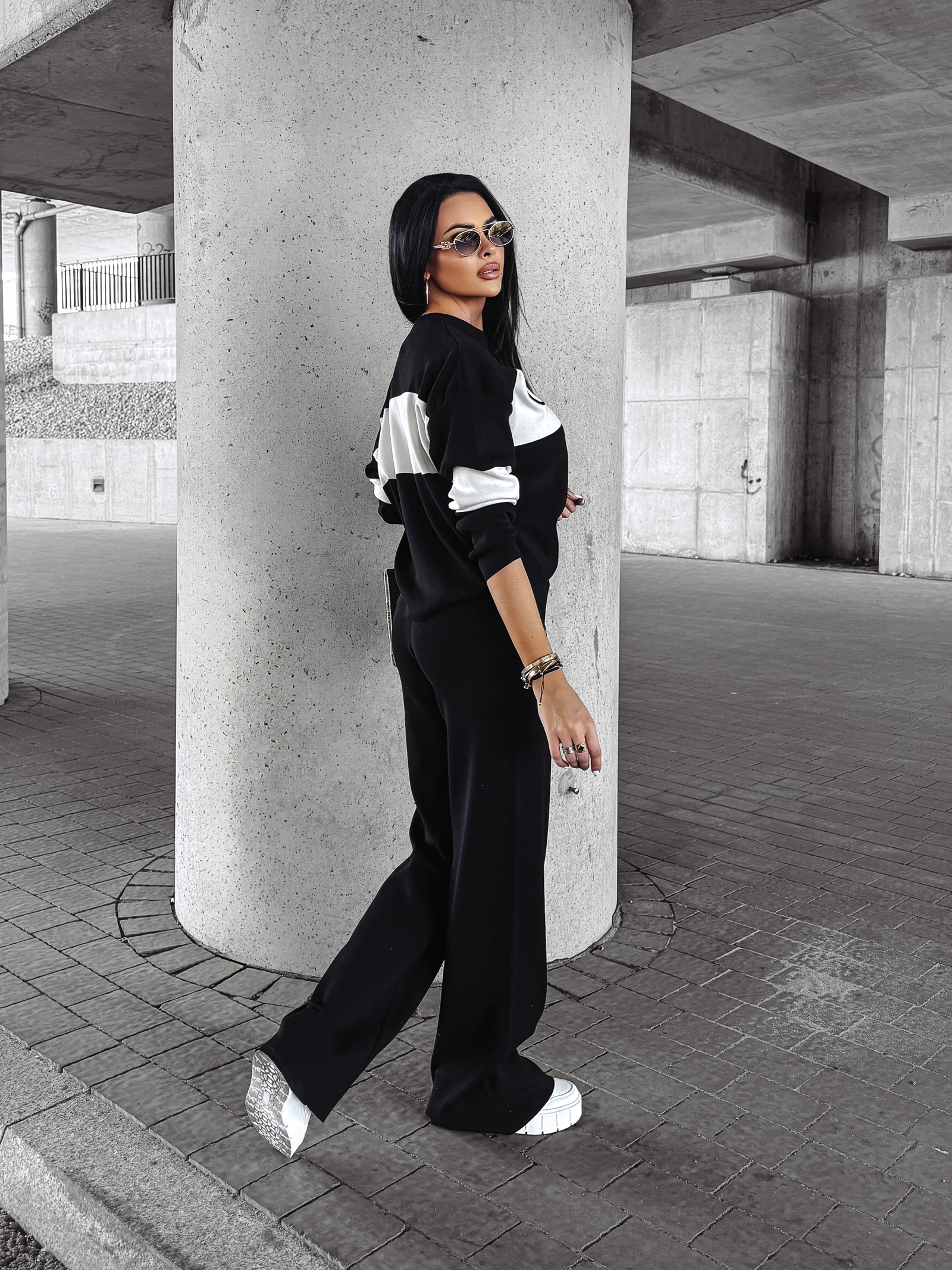 Komplet dres sportowy LUXFORM OLAVOGA czarny