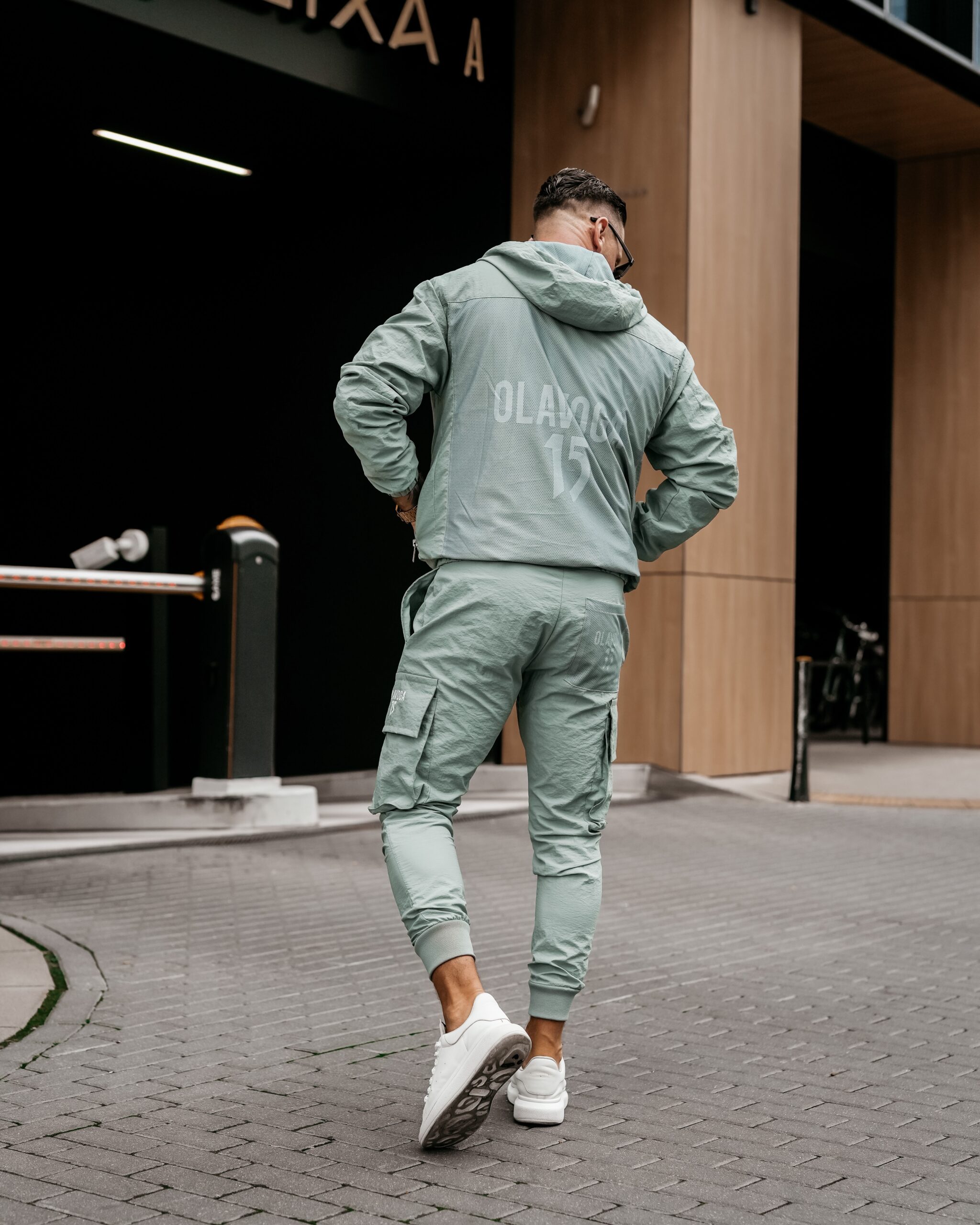 Spodnie sportowe jogger męskie COMFORT OLAVOGA zielone