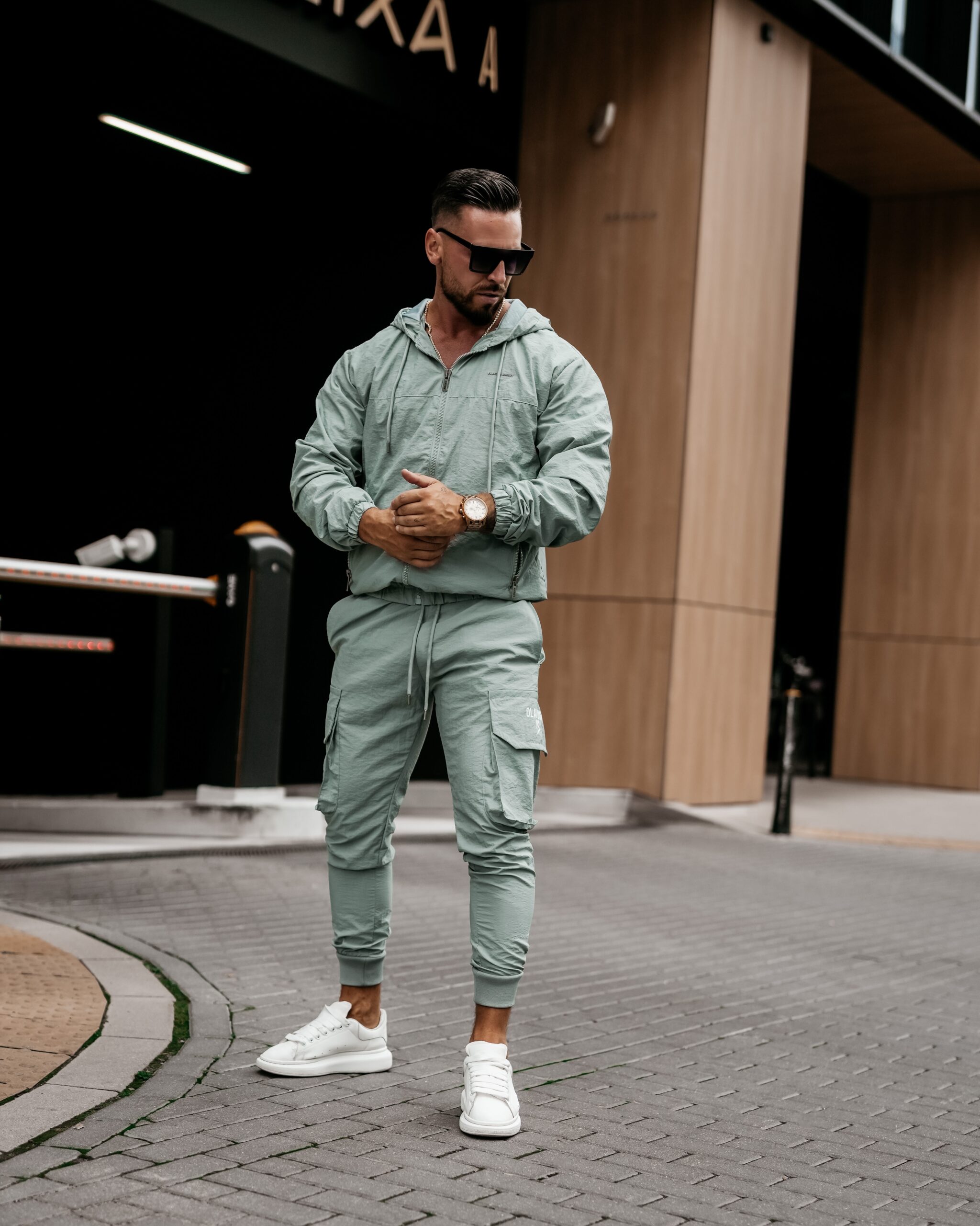 Spodnie sportowe jogger męskie COMFORT OLAVOGA zielone