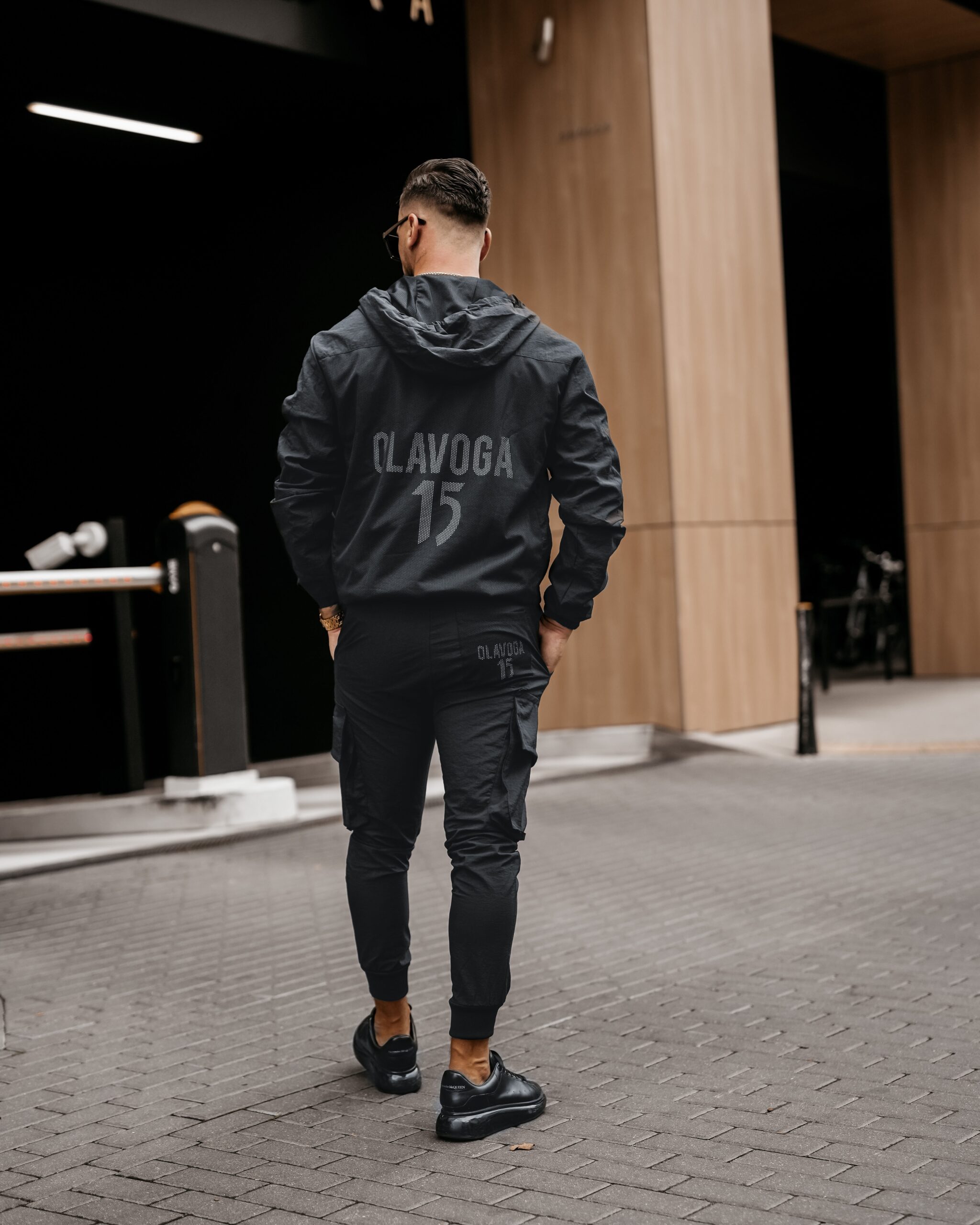 Spodnie sportowe jogger męskie COMFORT OLAVOGA grafitowe Spodnie sportowe jogger męskie COMFORT OLAVOGA grafitowe