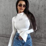 Bluzka basic dopasowana SELMA OLAVOGA ecru