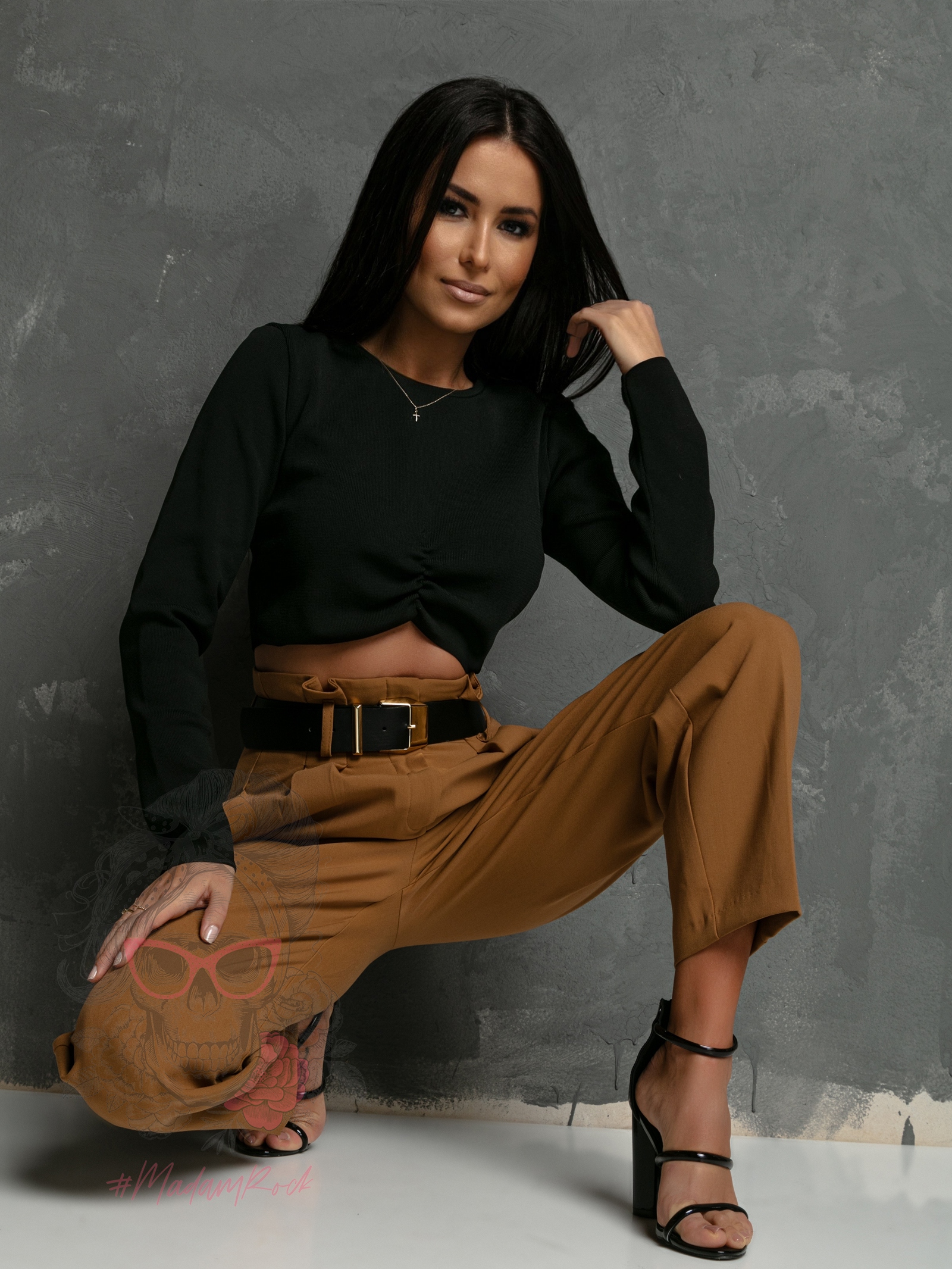 Spodnie eleganckie z paskiem Gobfo II karmelowe Spodnie eleganckie z paskiem Gobfo II karmelowe