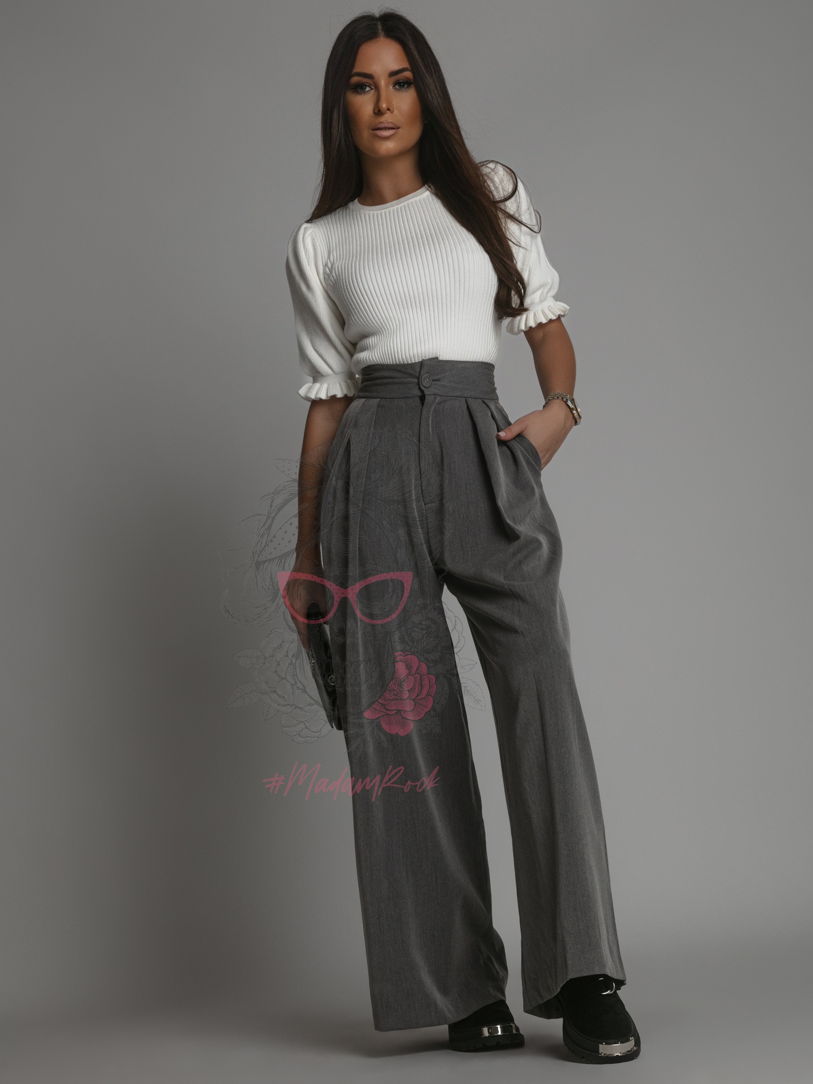 Sweterek z falbanką Dolli ecru