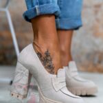 Mokasyny na słupku Madam Gombi beżowe