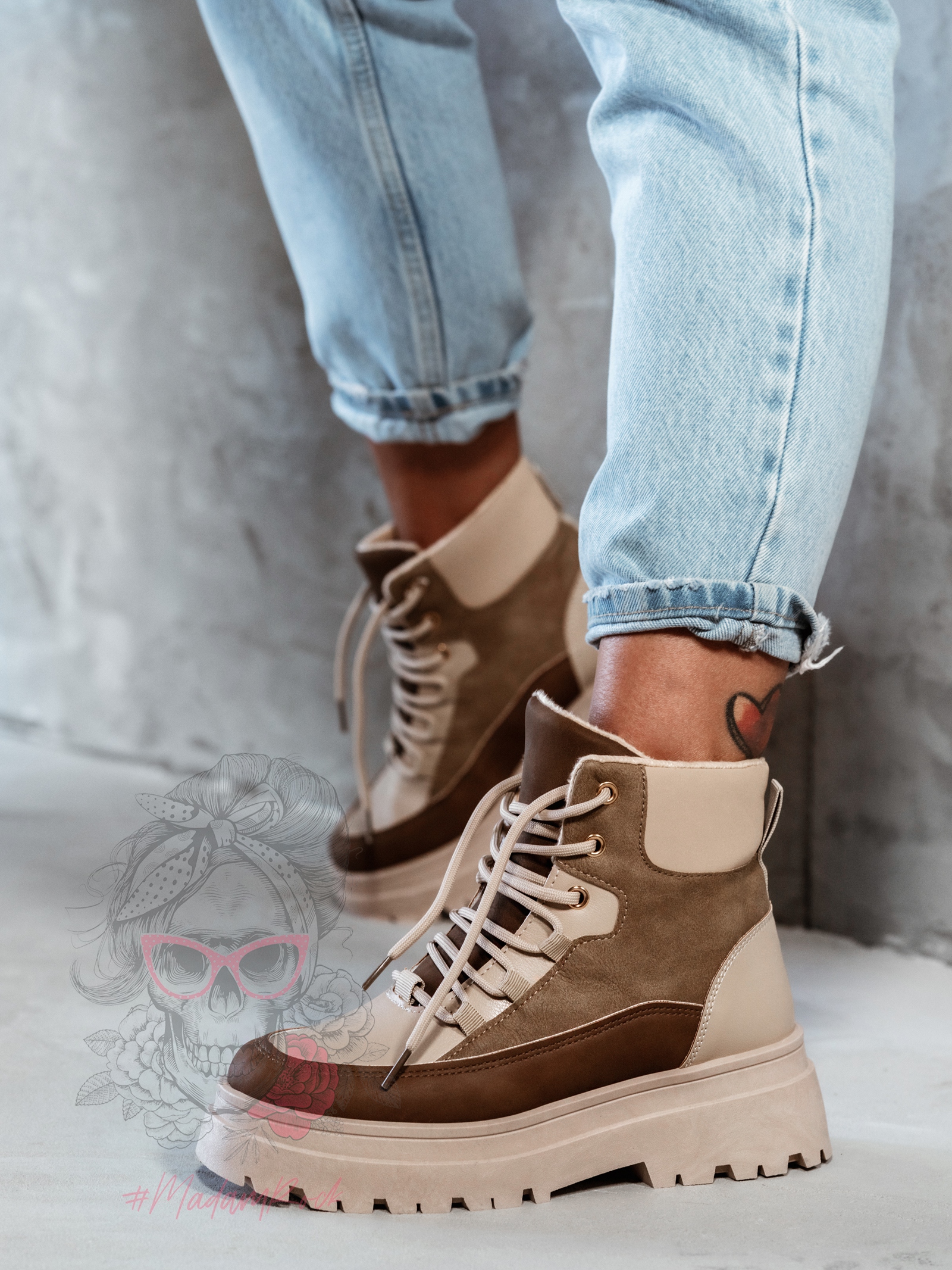 Botki trapery Madam Plum beżowe Botki trapery Madam Plum beżowe