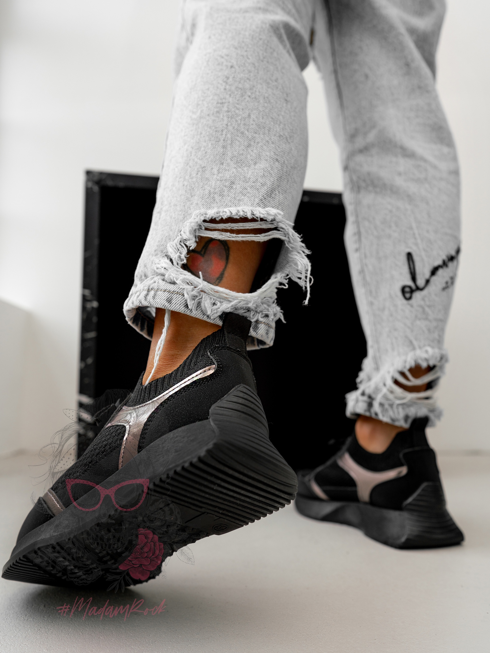 Buty sportowe Madam Igose czarne Buty sportowe Madam Igose czarne