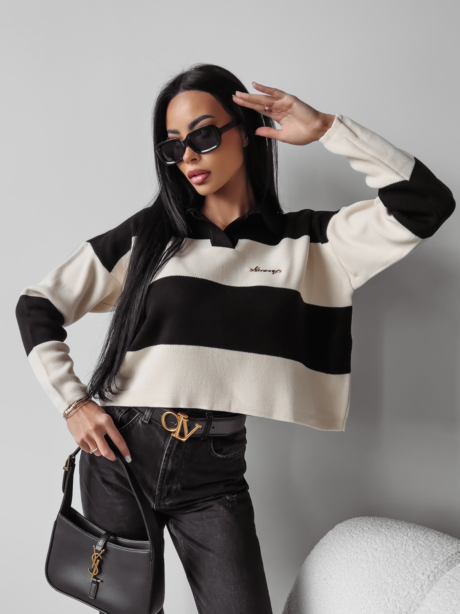 Sweter z kołnierzykiem GAJA OLAVOGA czarno-biały Sweter z kołnierzykiem GAJA OLAVOGA czarno-biały