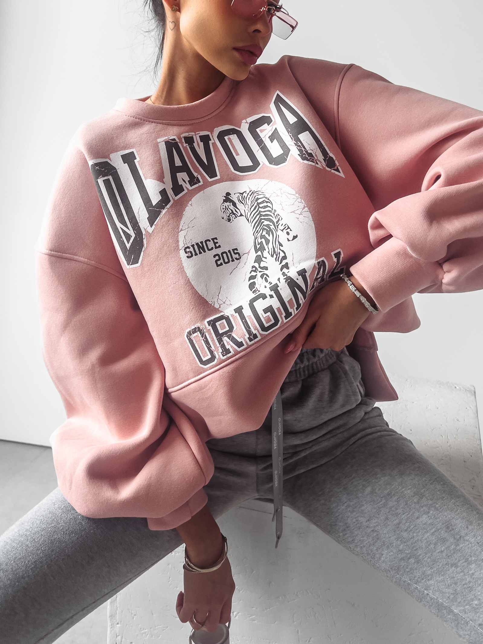 Bluza damska crewneck OKLAHOMA OLAVOGA różowa Bluza damska crewneck OKLAHOMA OLAVOGA różowa
