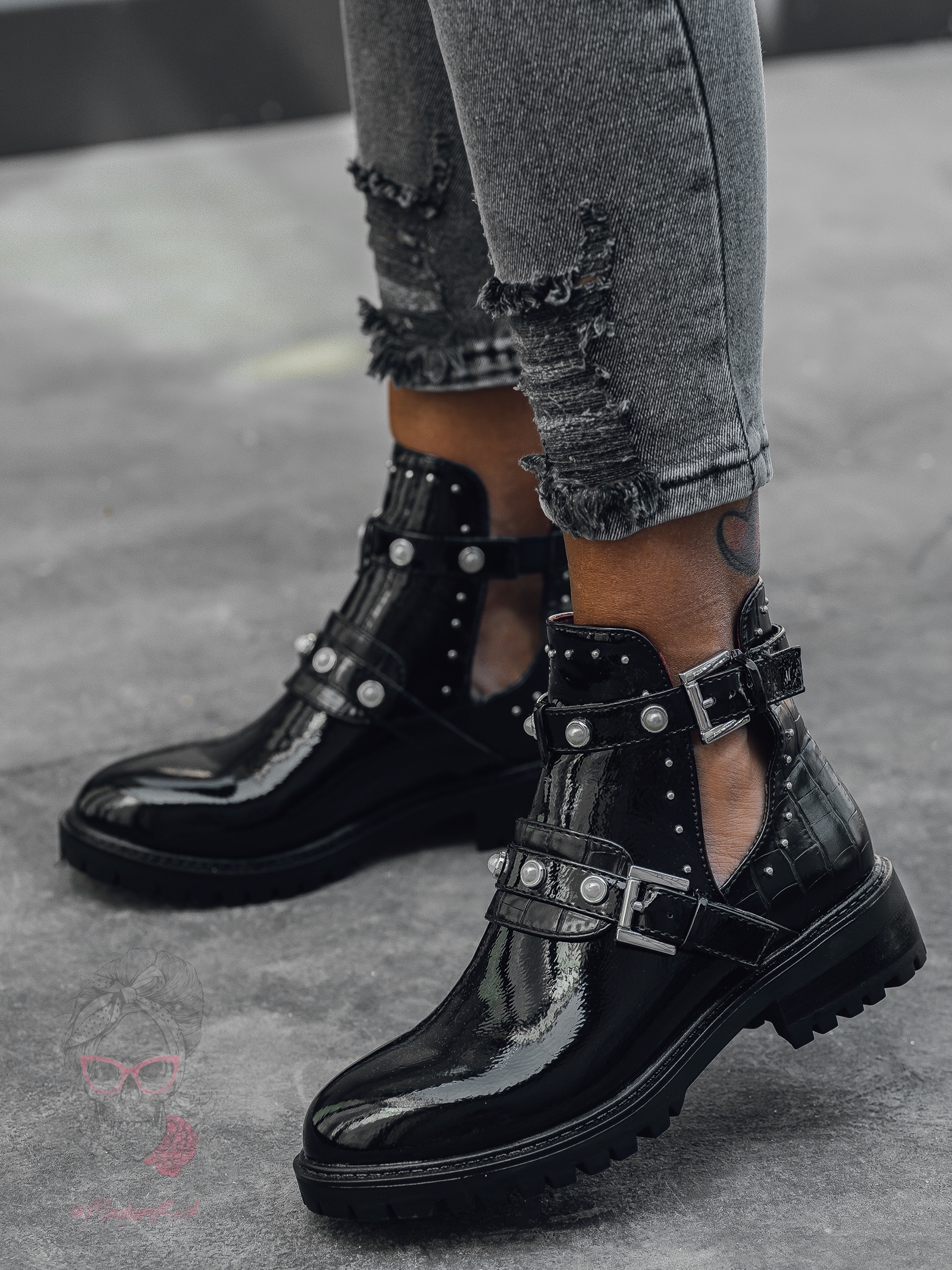 Workery Rock Fort Soft IV czarne lakierowane