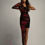 Sukienka asymetryczna NB Onels czarna-bordo w róże