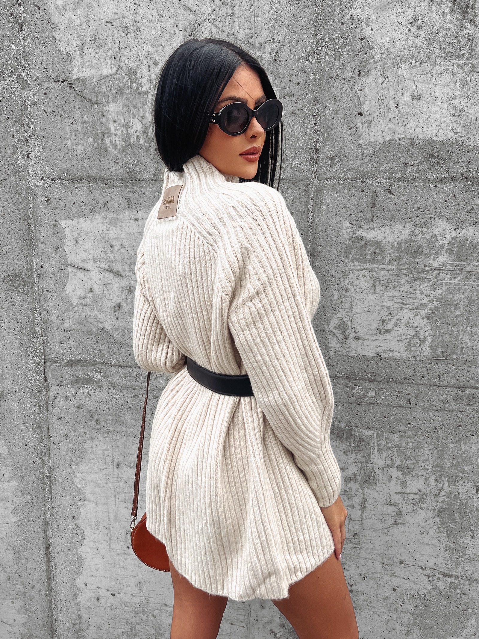 Sweter półgolf oversize LOPE OLAVOGA beżowy