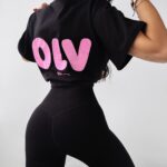 T-shirt bawełniany FLOSSY OLAVOGA czarny