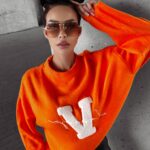 Sweter klasyczny VICI OLAVOGA pomarańczowy