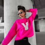 Sweter klasyczny VICI OLAVOGA różowy