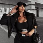 Marynarka bawełniana krótka MOCHA OLAVOGA czarna