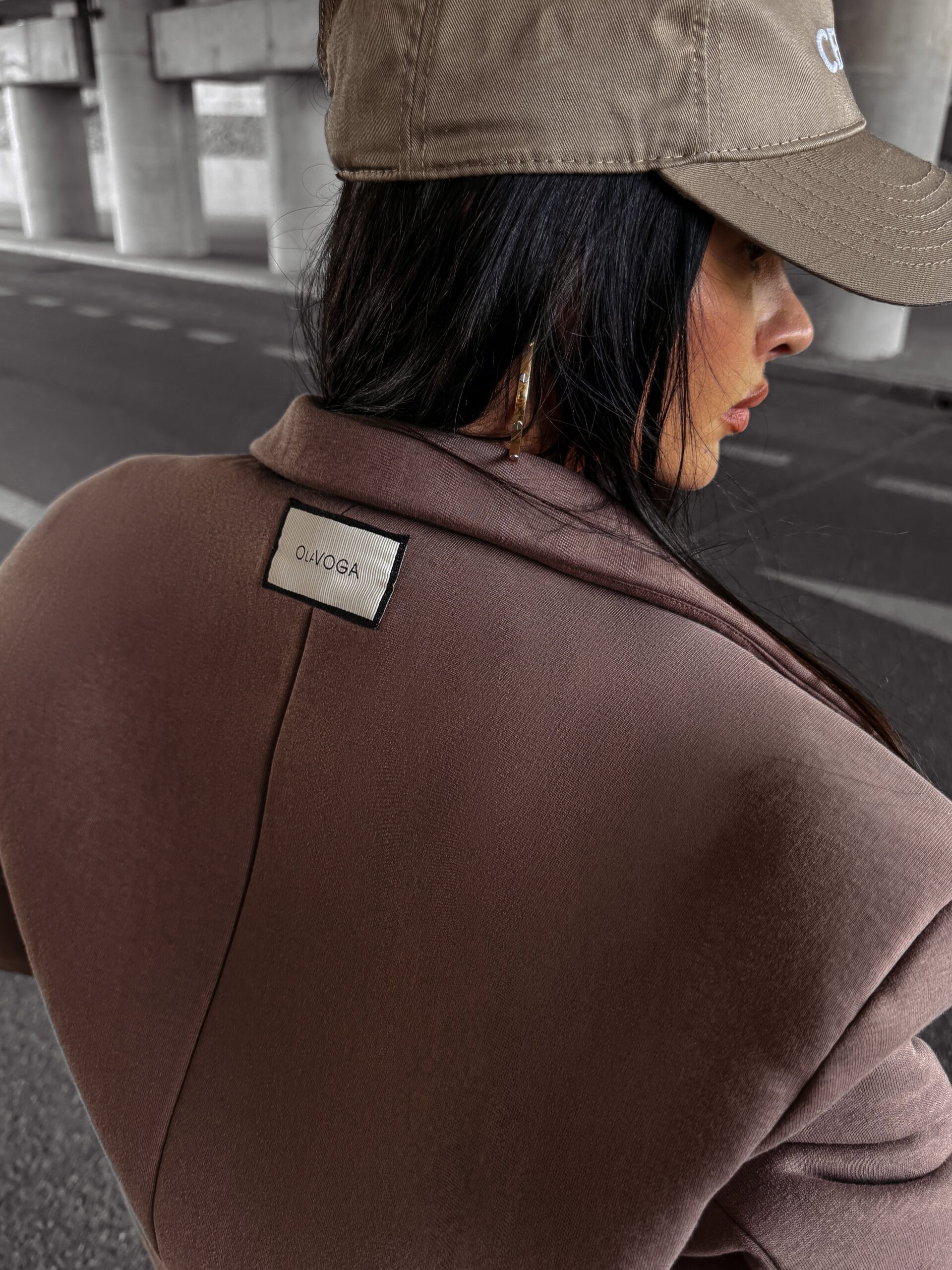 Marynarka bawełniana krótka MOCHA OLAVOGA kakao