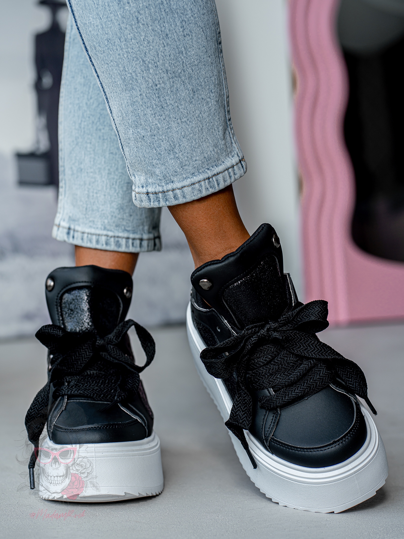 Buty sportowe Madam Toppi czarne Buty sportowe Madam Toppi czarne