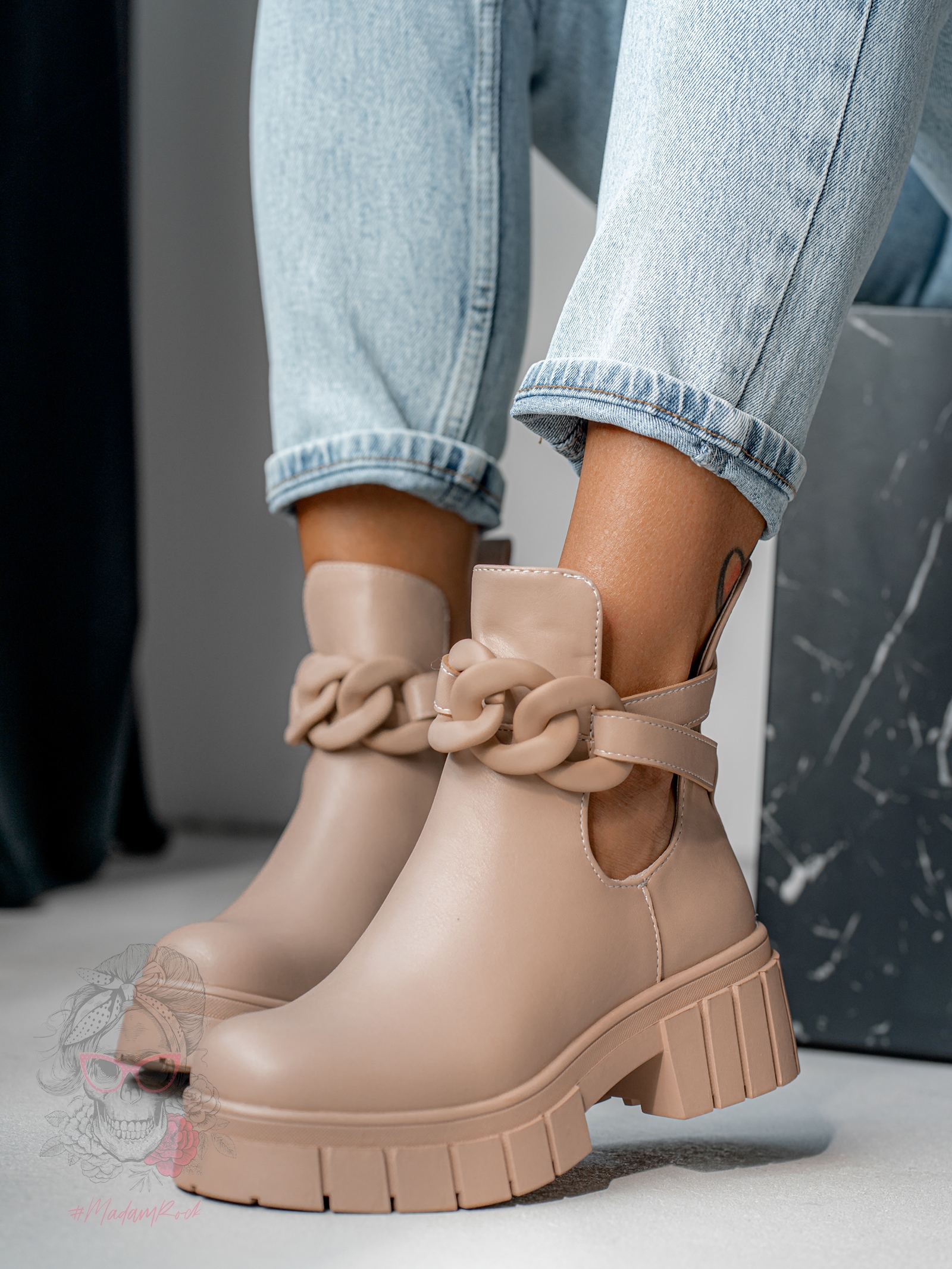 Botki z wycięciem Madam Kurtis II beżowe