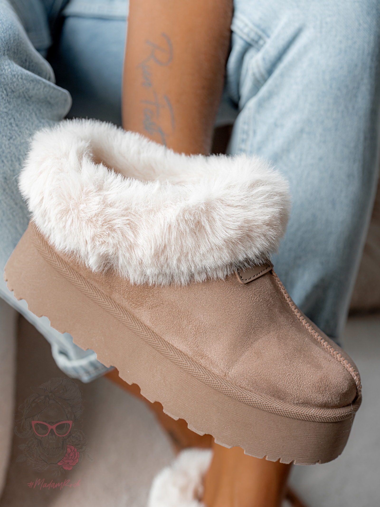 Botki wsuwane Madam Fifi latte