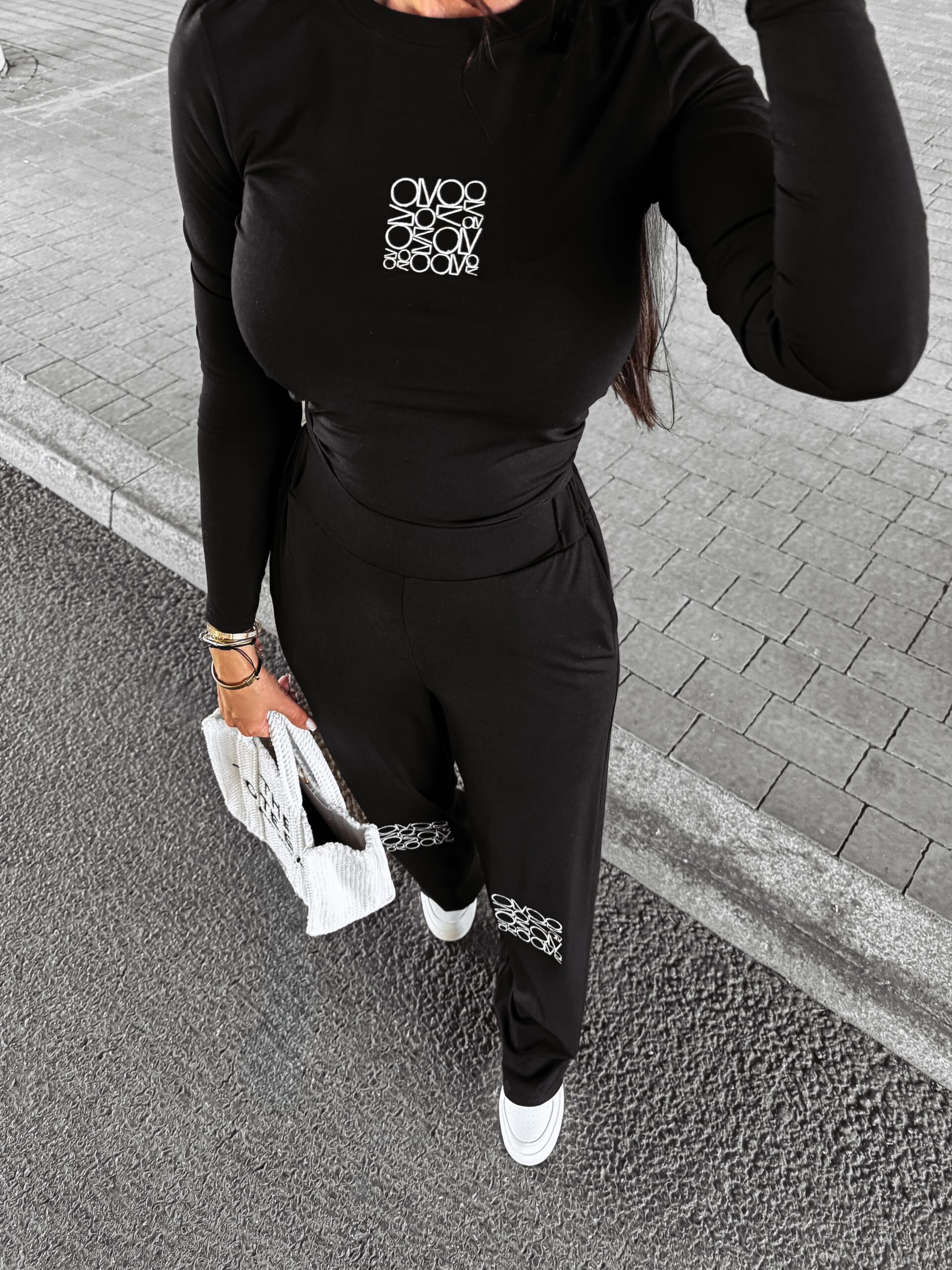 Komplet casualowy damski PALOMA OLAVOGA czarny Komplet casualowy damski PALOMA OLAVOGA czarny