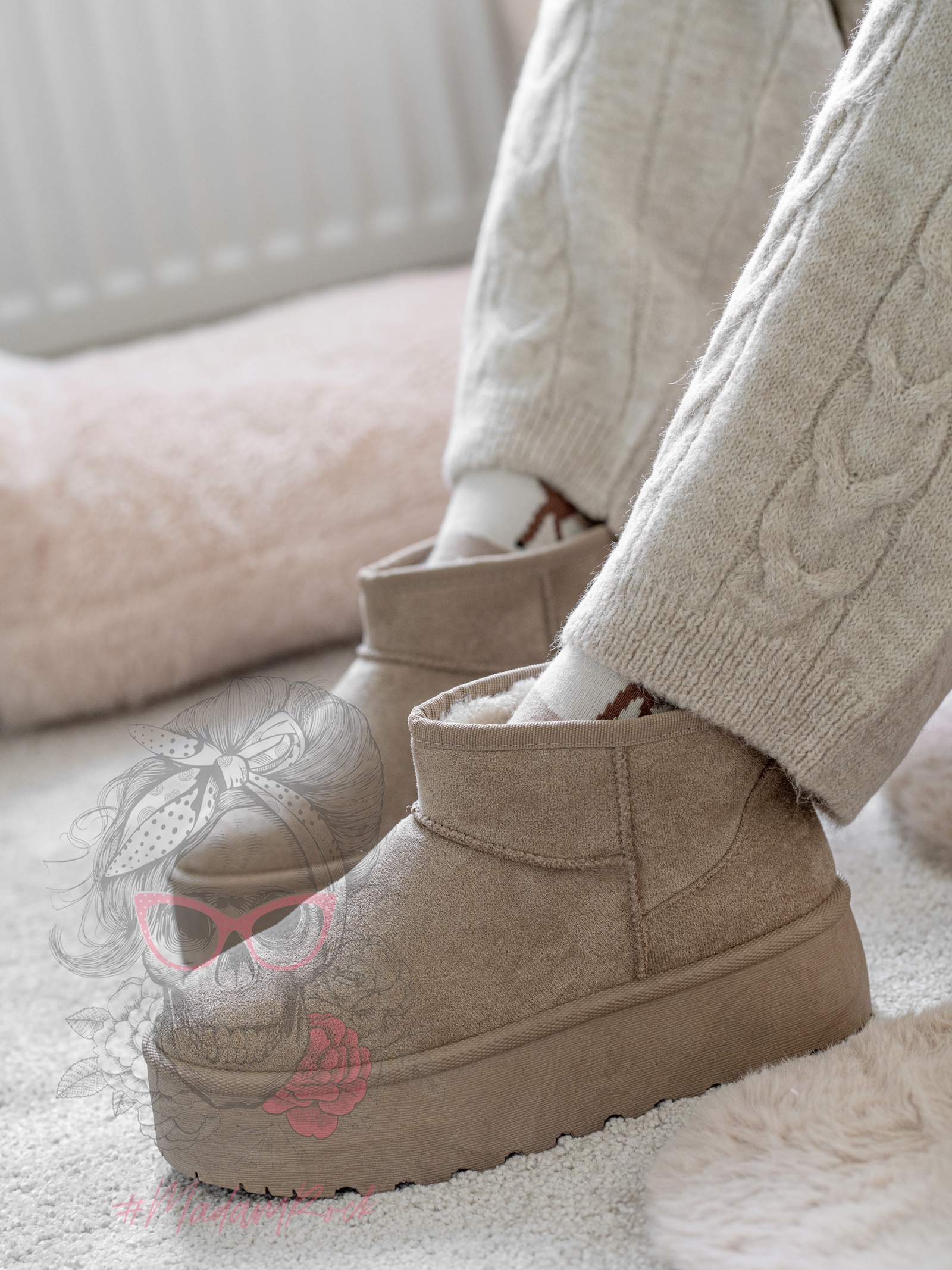 Śniegowce zamszowe Madam Wobbi II beżowe Śniegowce zamszowe Madam Wobbi II beżowe