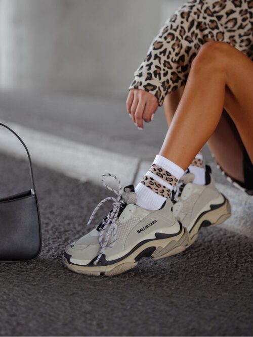 Skarpetki długie w panterkę białe