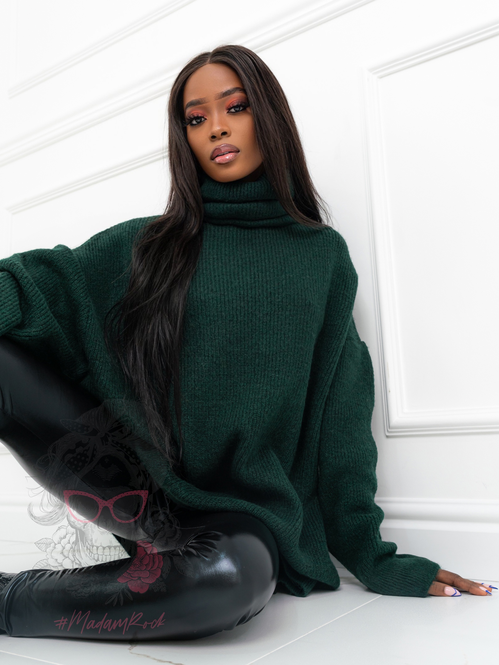 Sweter golf oversize Haat butelowa zieleń Sweter golf oversize Haat butelowa zieleń