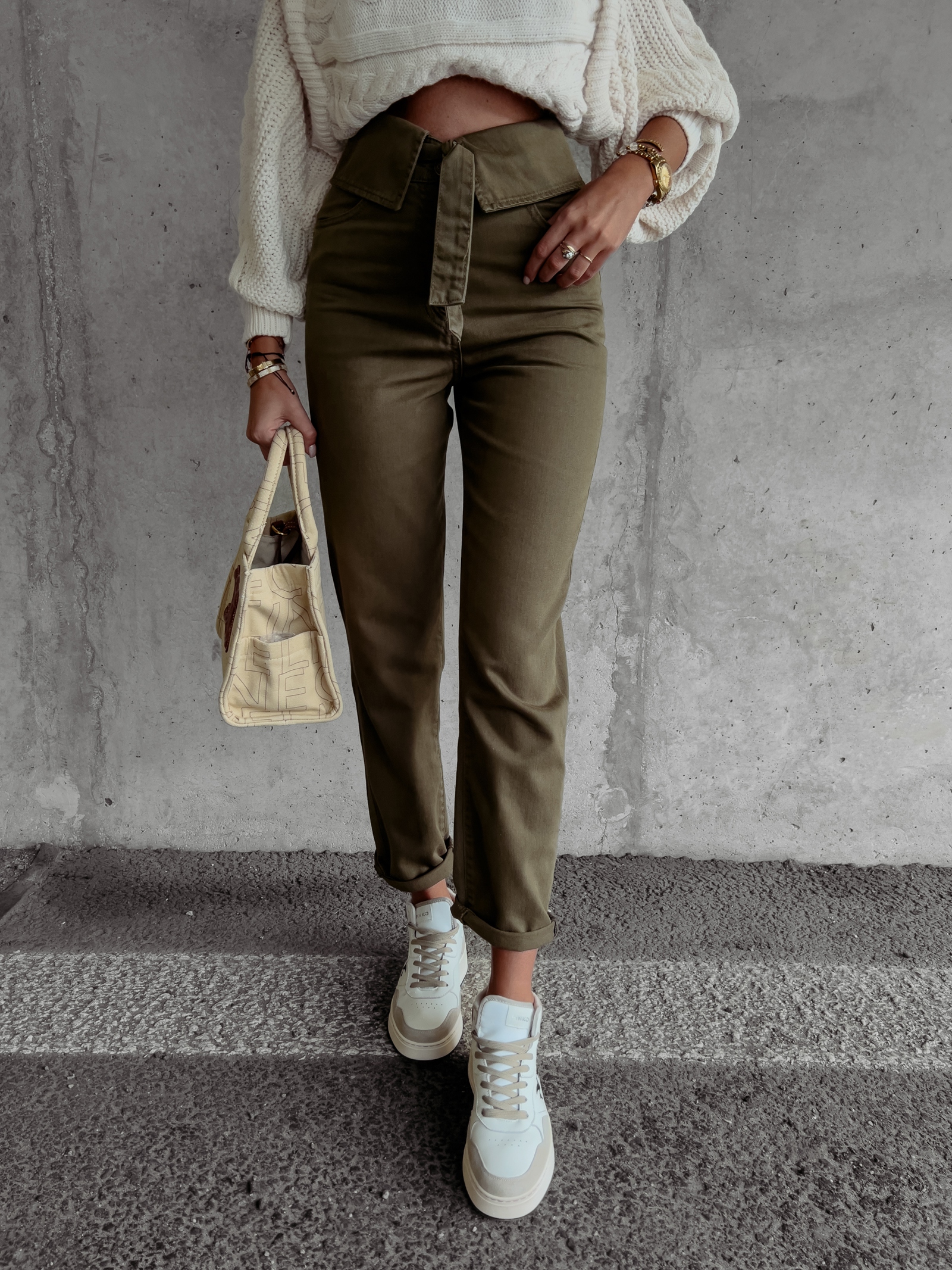 Spodnie z wysokim stanem GIOLA OLAVOGA khaki