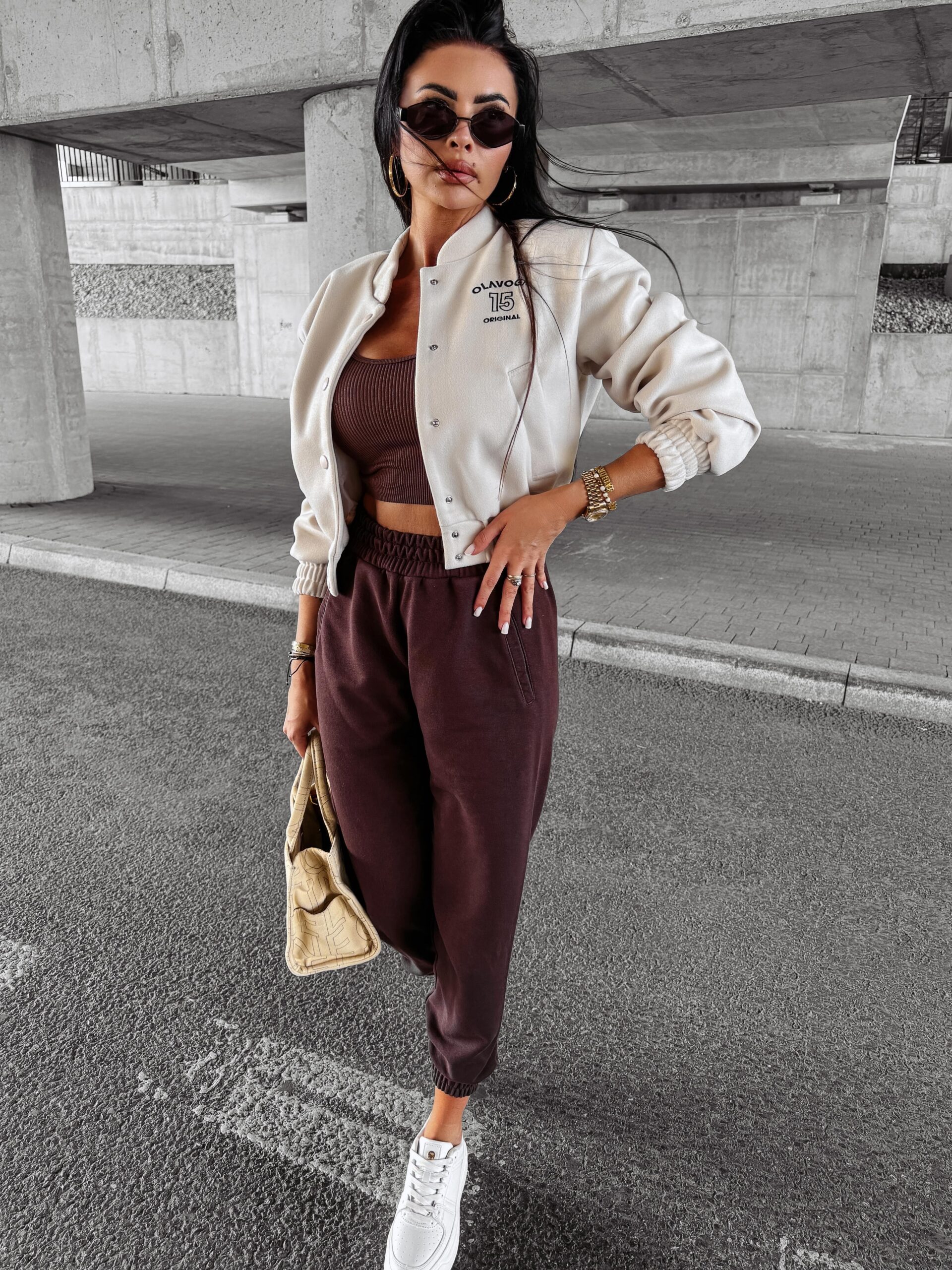 Kurtka przejściowa bomberka BASEBALL OLAVOGA beżowa