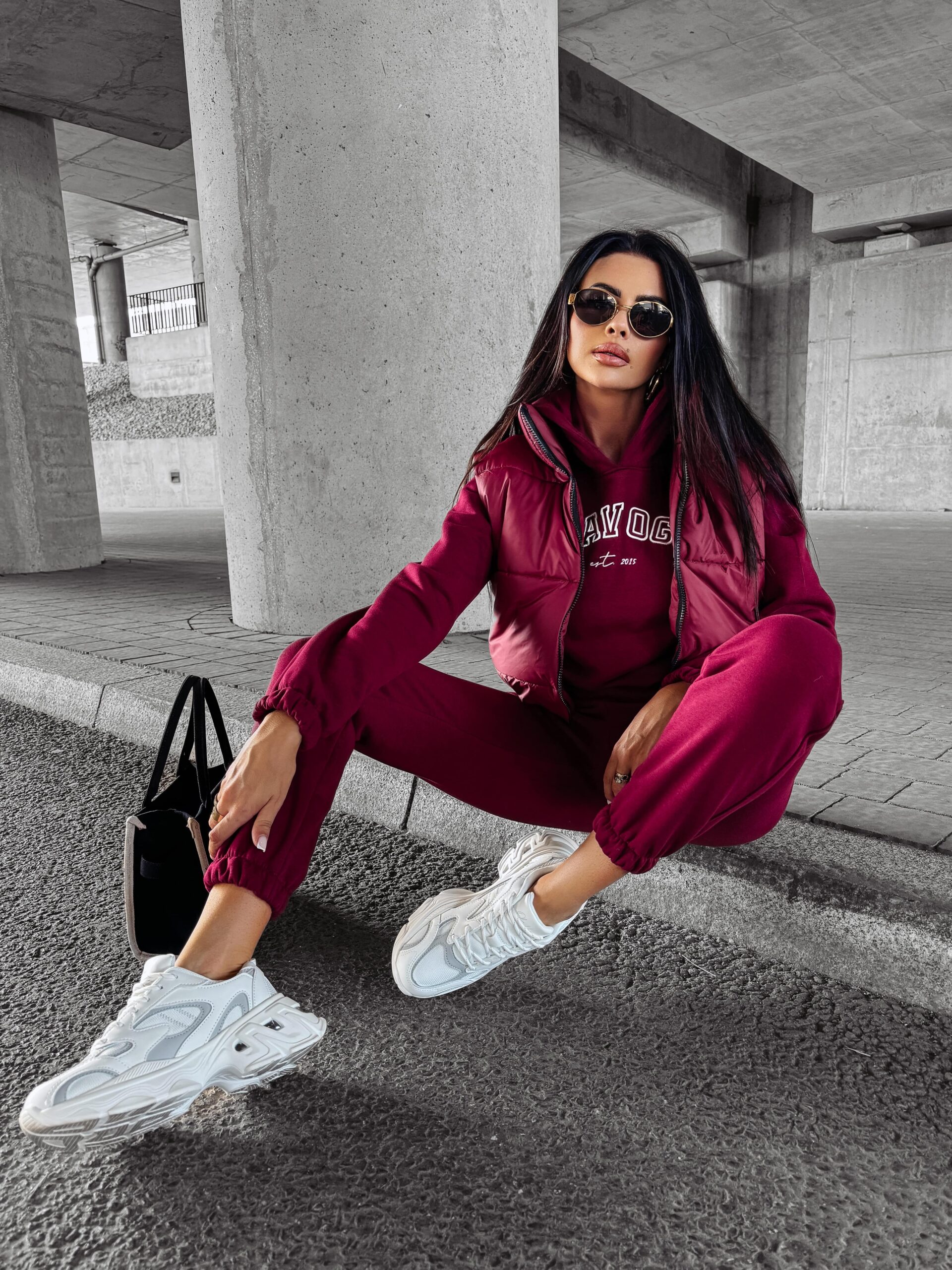 Kamizelka sportowa CROWN OLAVOGA bordowa Kamizelka sportowa CROWN OLAVOGA bordowa