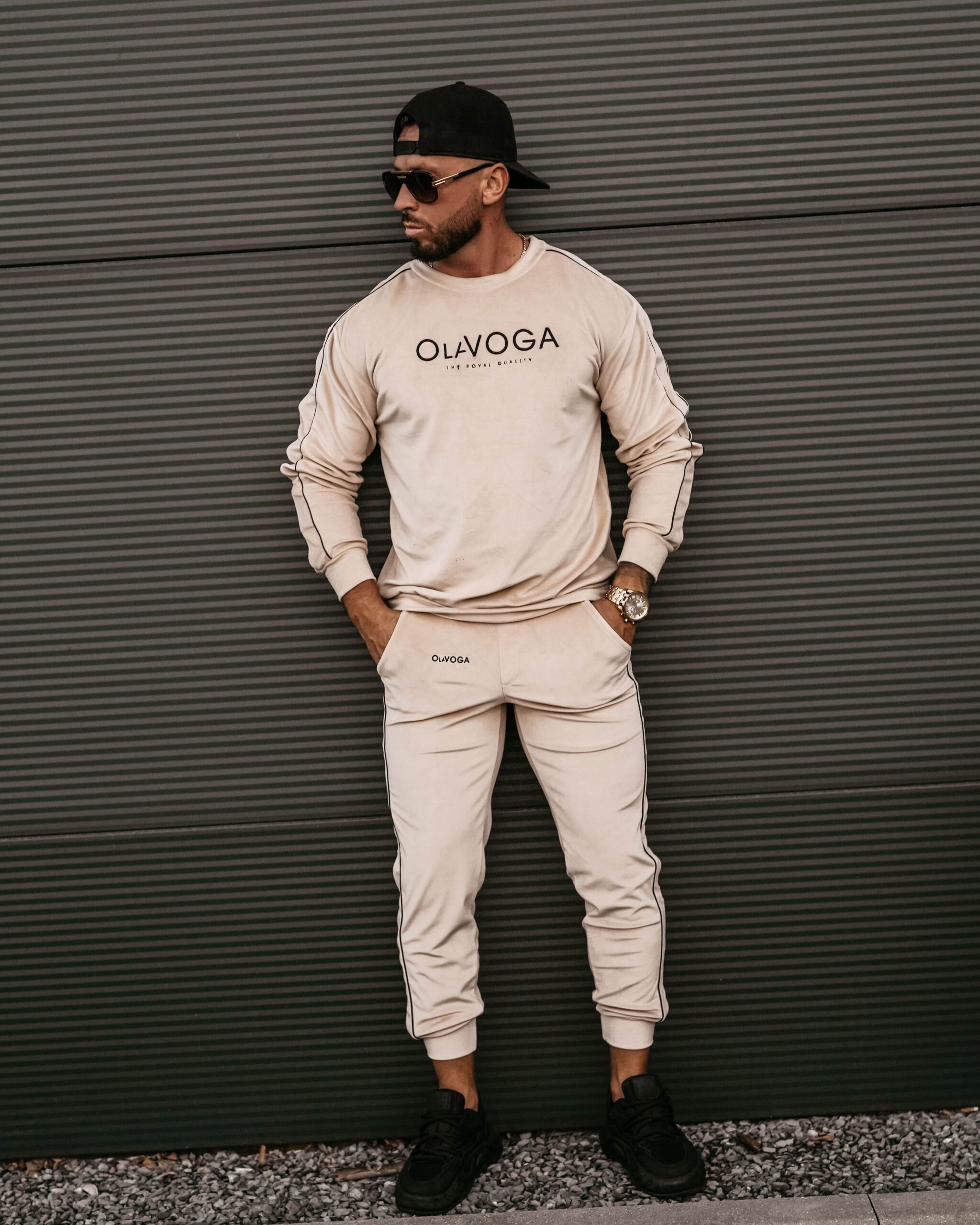 Dres męski welurowy DRESSY MEN OLAVOGA beżowy Dres męski welurowy DRESSY MEN OLAVOGA beżowy