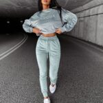 Komplet dres welurowy damski DRESSY OLAVOGA mięta