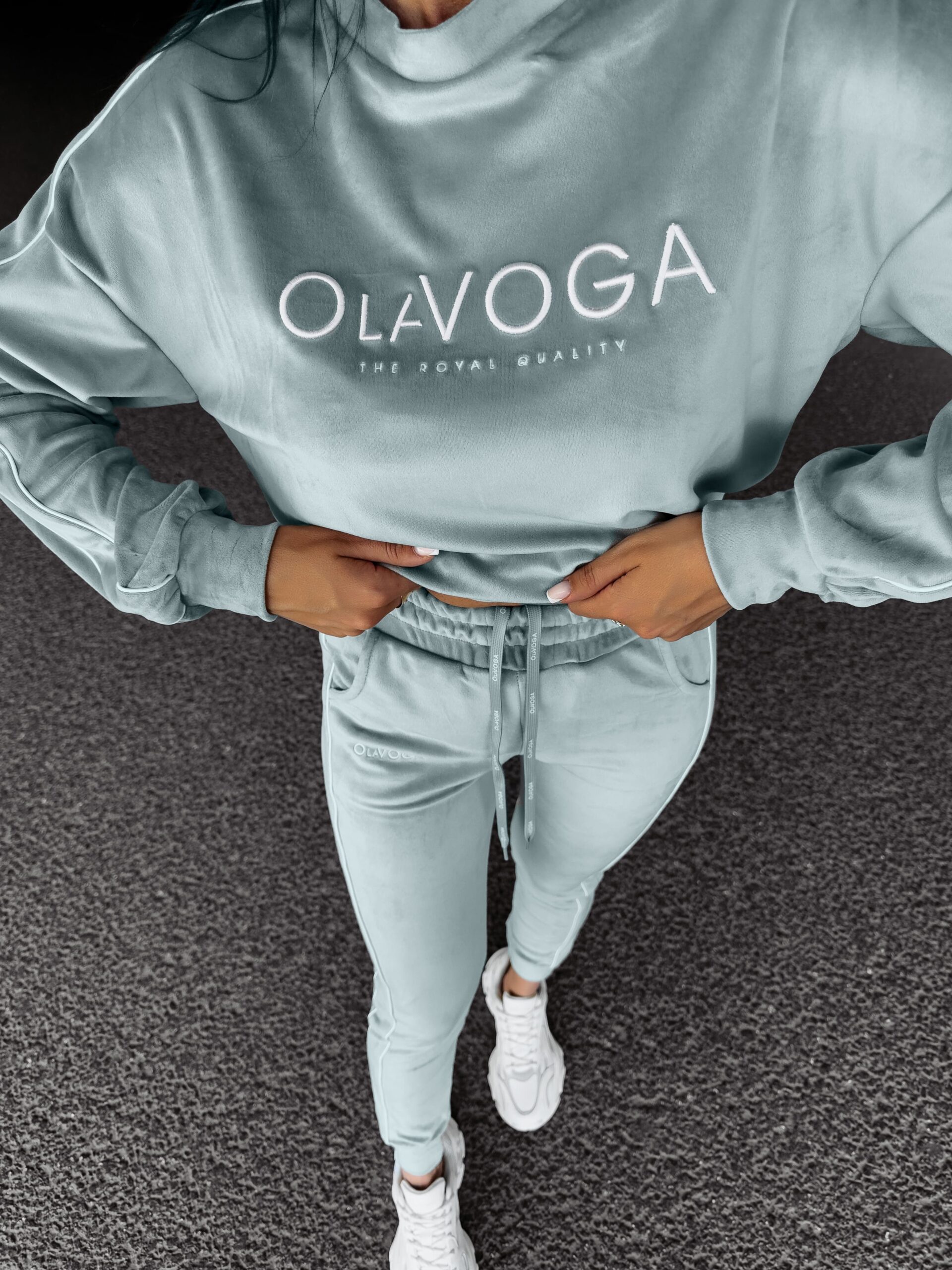 Komplet dres welurowy damski DRESSY OLAVOGA mięta