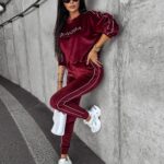 Komplet dres welurowy damski DRESSY OLAVOGA bordowy