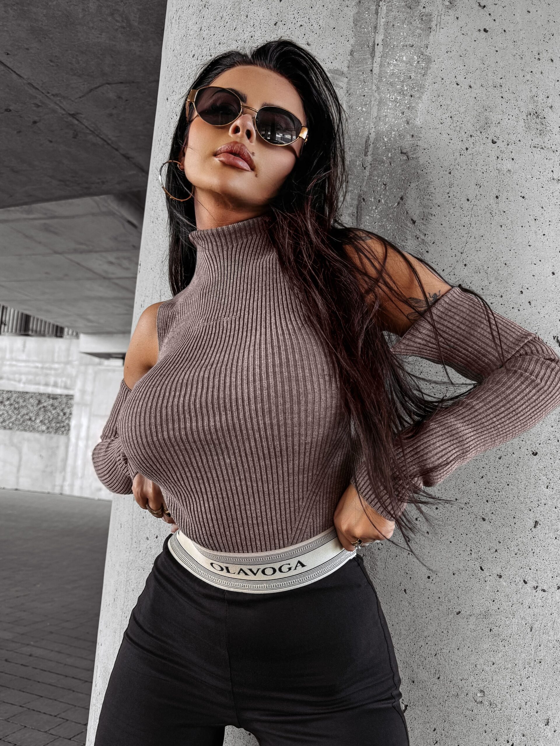 Top prążkowany FLIGHT OLAVOGA kawa