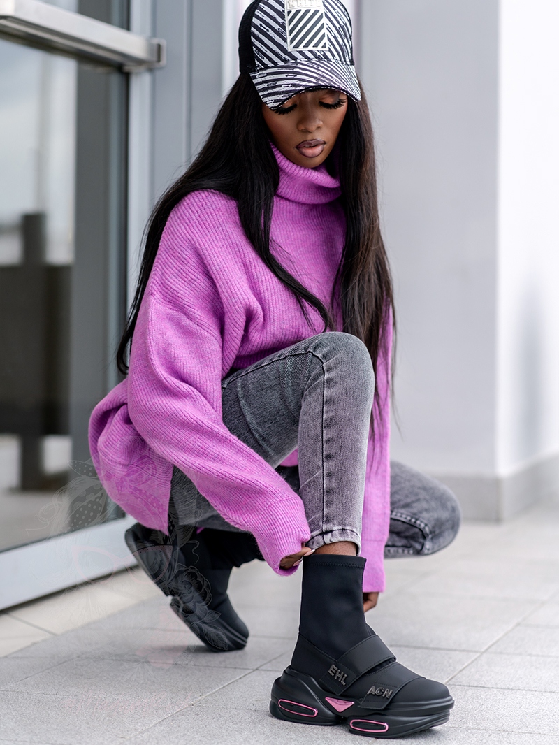 Sweter golf oversize Haat Barbie