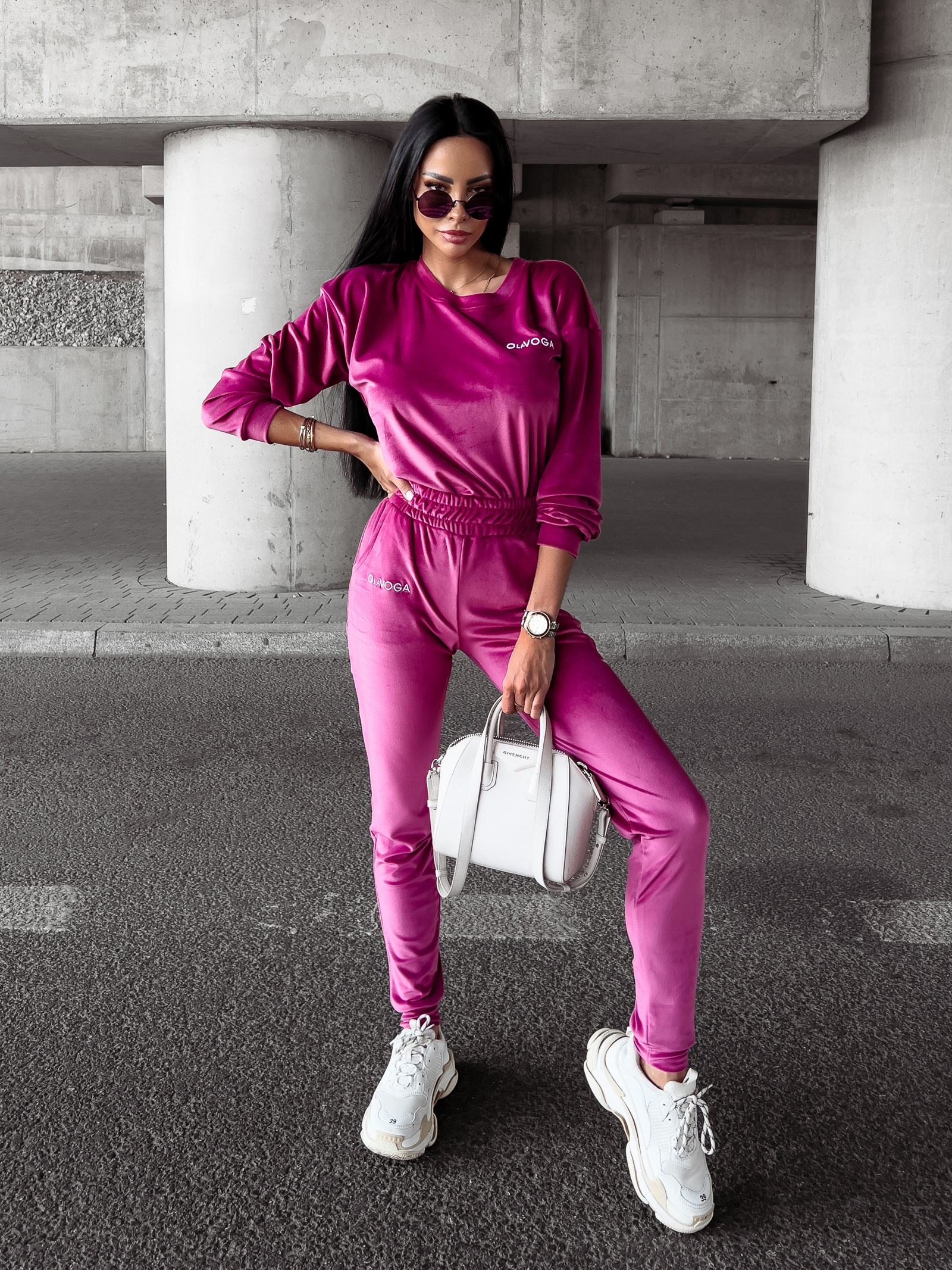 Komplet damski welurowy OROTON OLAVOGA amarantowy Komplet damski welurowy OROTON OLAVOGA amarantowy