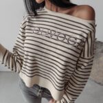 Sweter klasyczny w paski CAMILA OLAVOGA szary