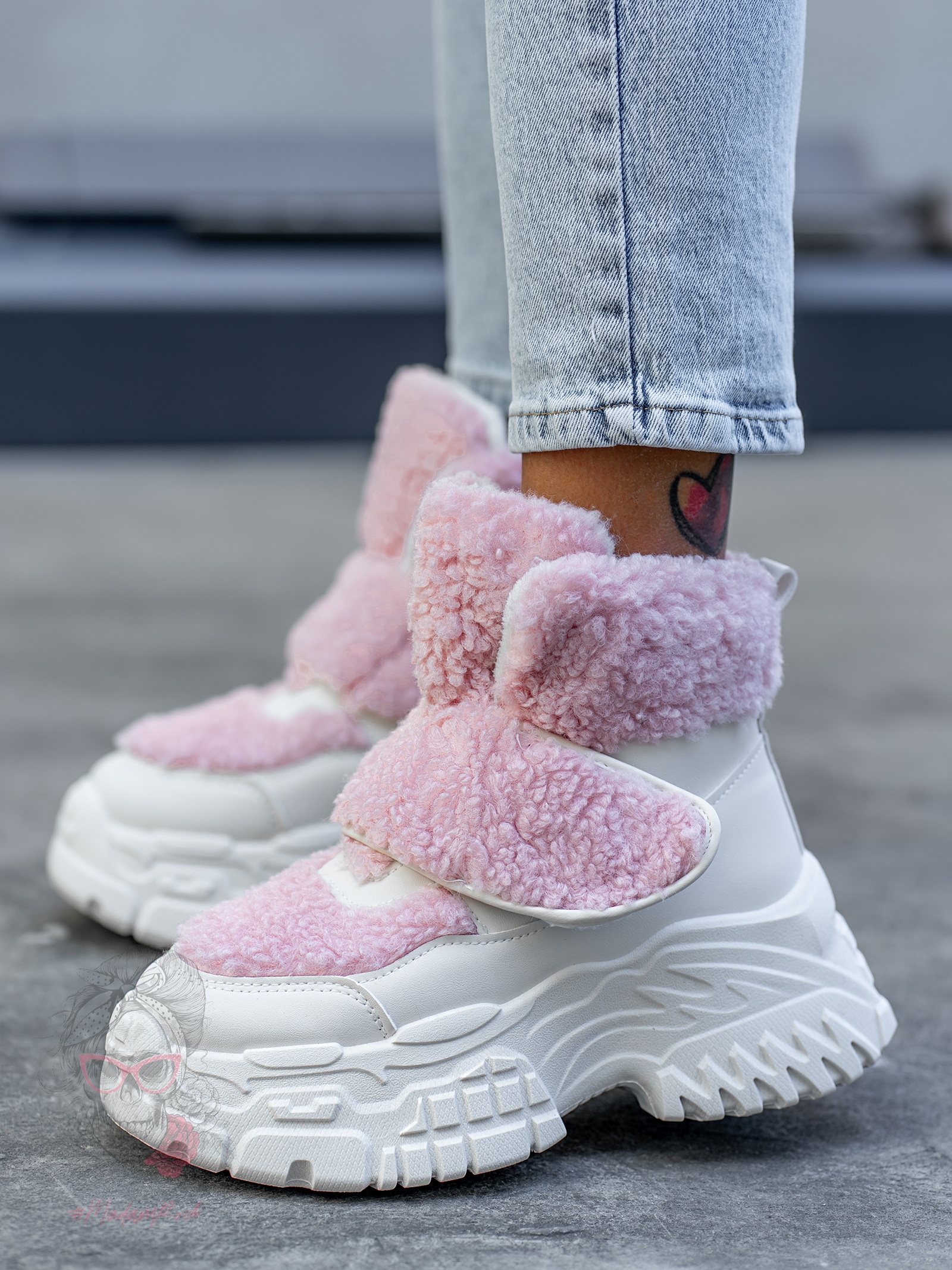 Botki z barankiem Madam Dobbs pudrowe