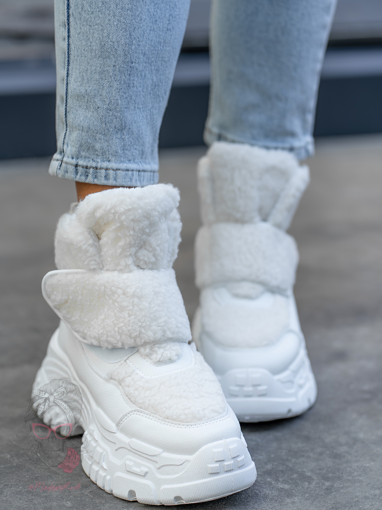 Botki z barankiem Madam Dobbs białe