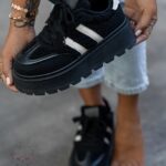 Buty sportowe z barankiem Madam Messo czarne