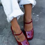 Czółenka na słupku Madam Elsmode bordowe