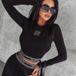 Bluzka dopasowana DOLLY OLAVOGA czarny