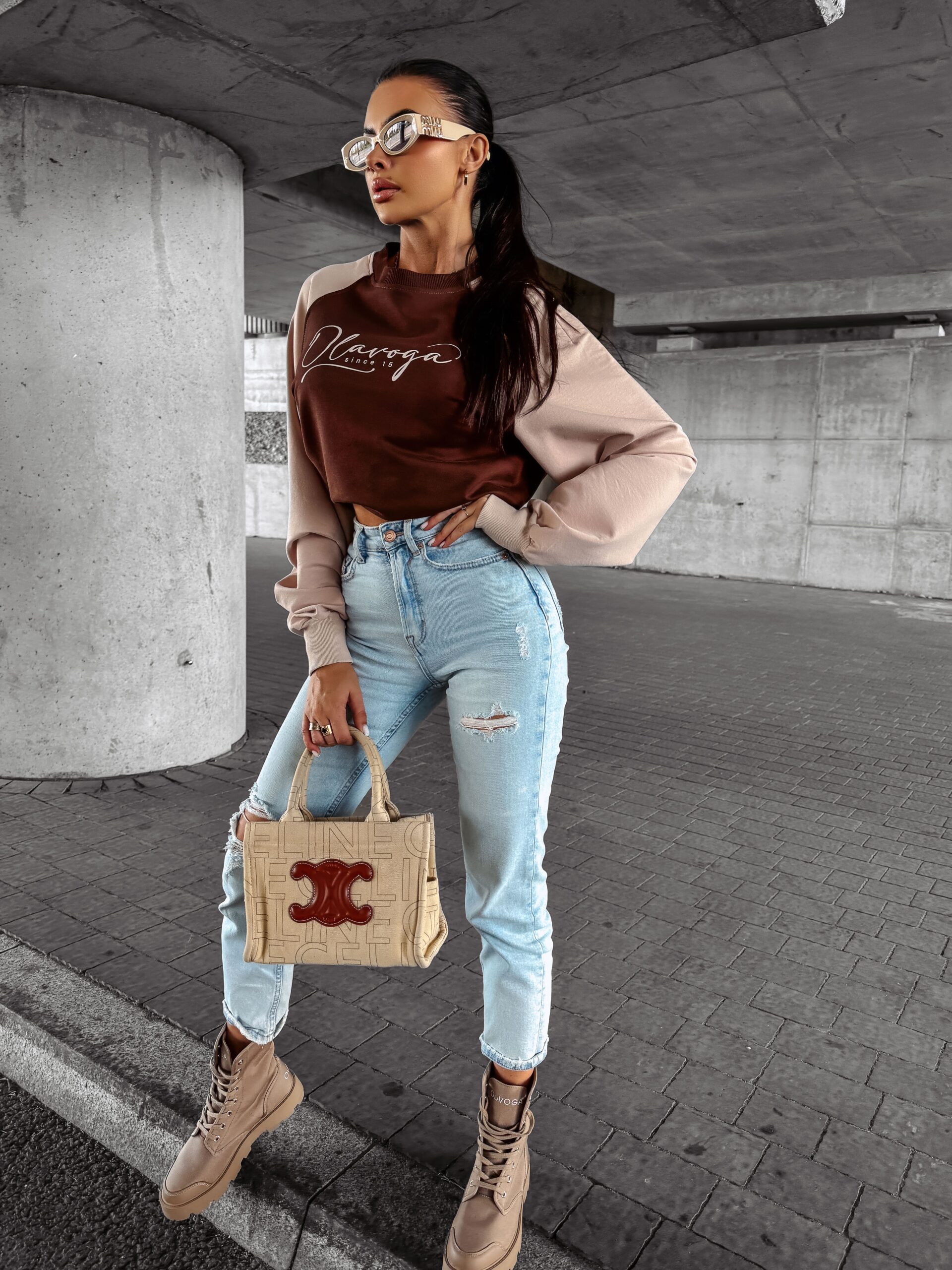 Bluza oversize crewneck LAKIRA OLAVOGA brązowa