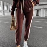 Spodnie dresowe DAISE OLAVOGA czekoladowe