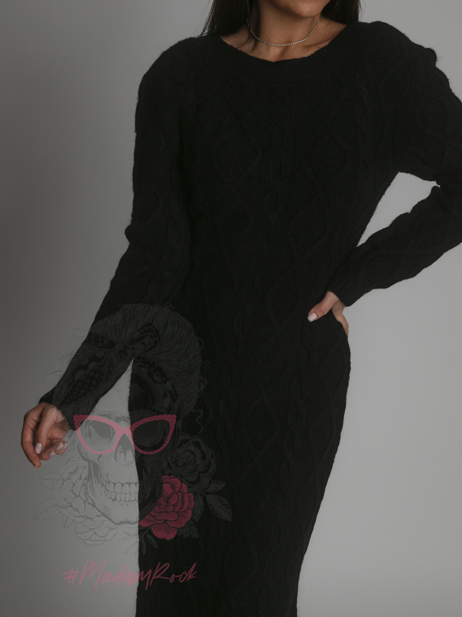 Sukienka sweterkowa Jotela czarna Sukienka sweterkowa Jotela czarna