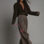 Marynarka krótka z flauszu Zoga brązowa