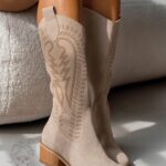 Kozaki kowbojki skórzane Madam Ales beżowe